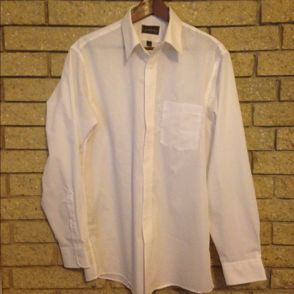 White Shirt (free in your bundle of 2+ items)